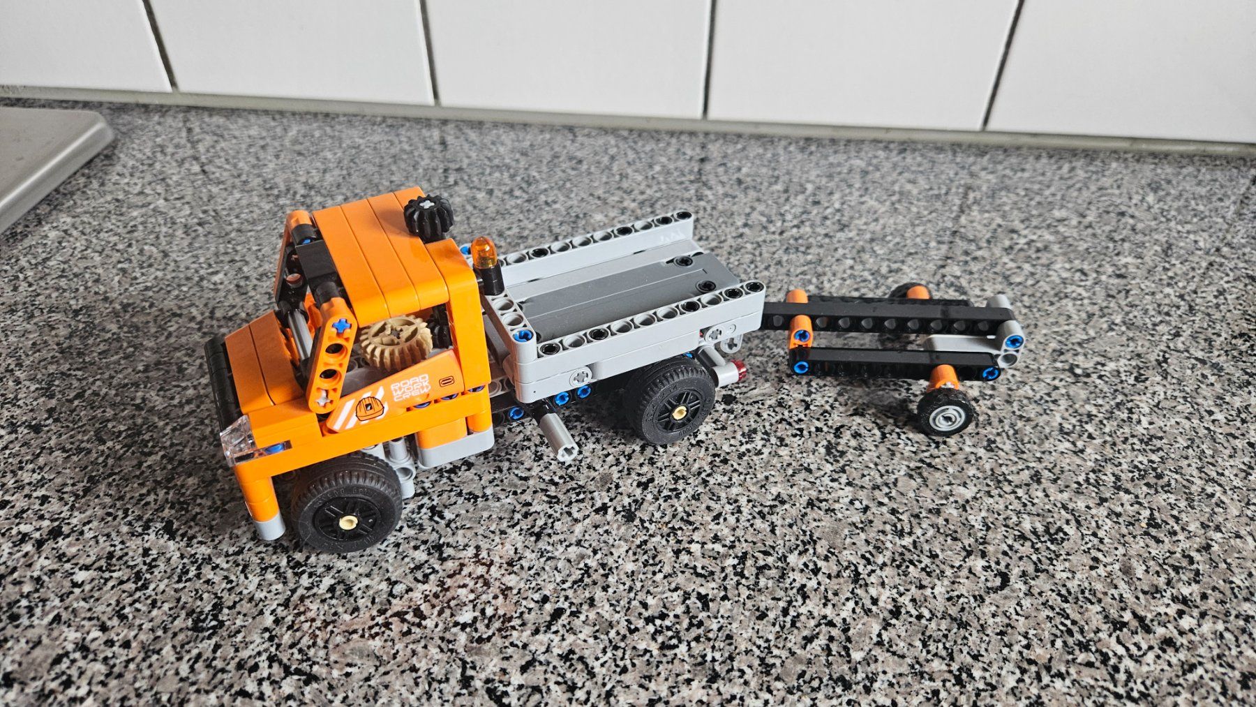 Lego Kit di costruzioni: Set Lego Technic 42060 – Usato da Melano venduto da H-Sara