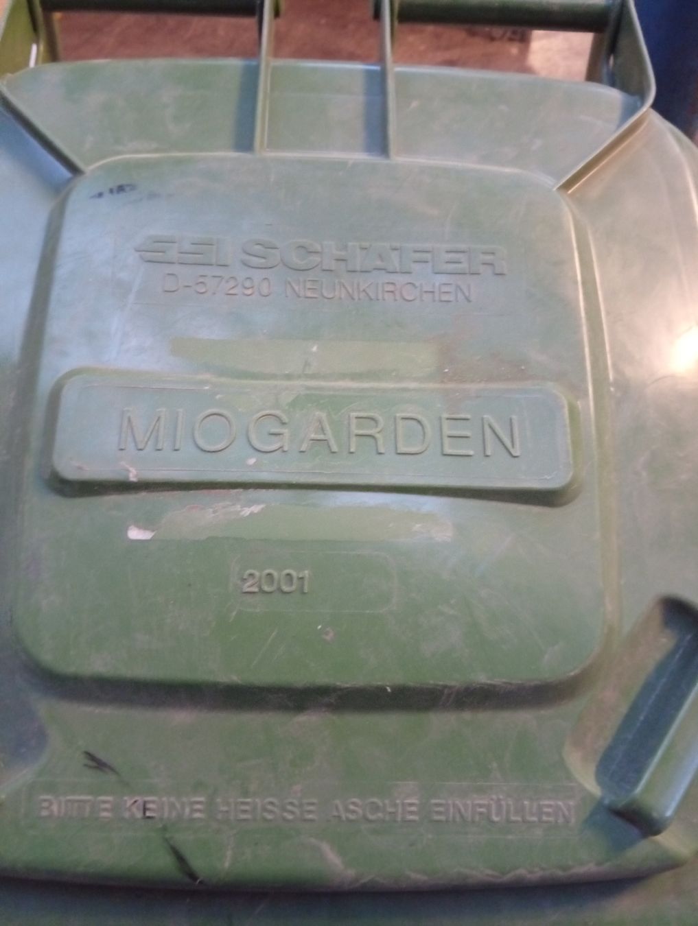 Altro per Ufficio & Commercio: Occasion! Robuster Grünabfallcontainer MIOGARDEN 2001 – Usato da Olten venduto da Sapri01 1