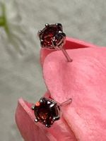 Rote natürliche Granat Ohrstecker, 925er Silber, NEU