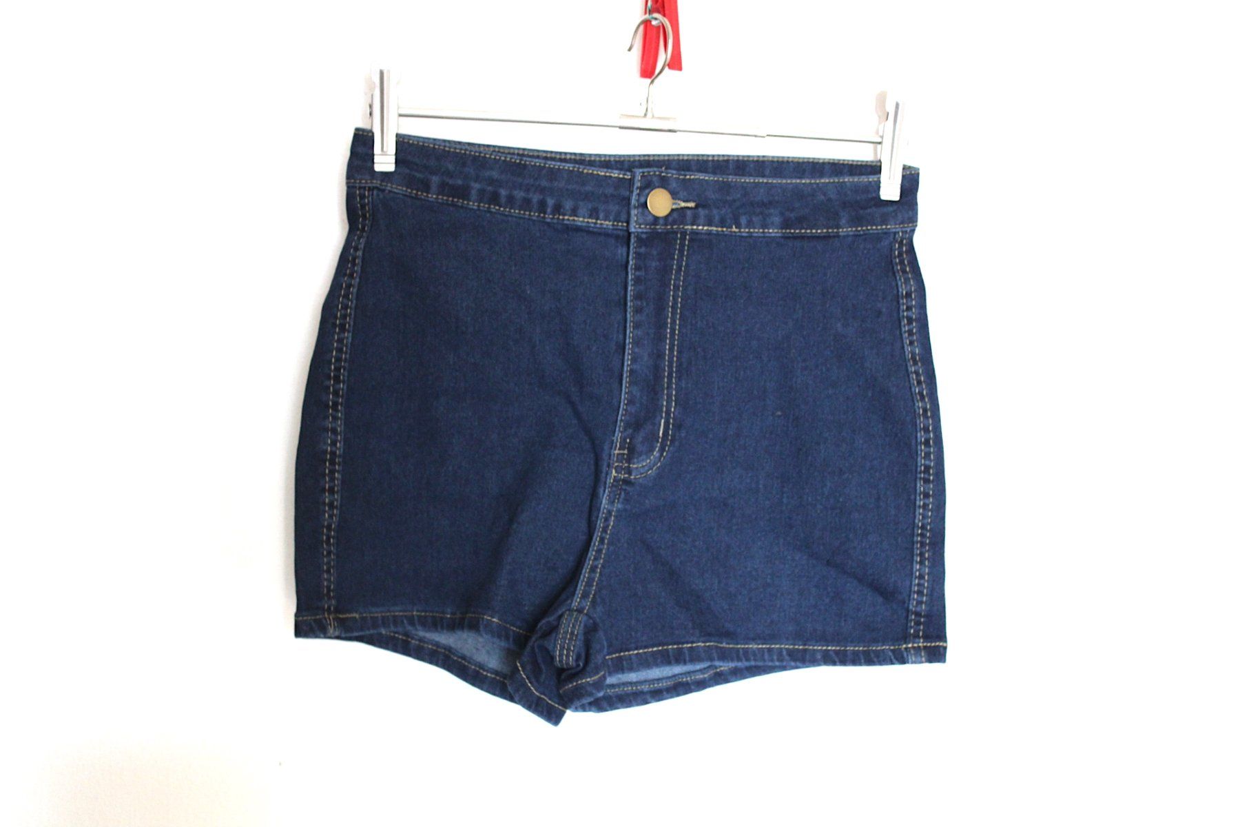 Jeans: Neue , Kurze Jeans, Gr. S – Usato da Locarno venduto da madame-tus-sauds 3