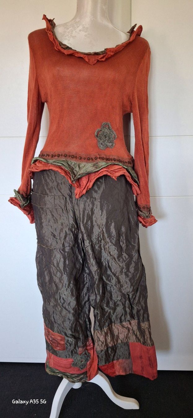 Pullover & Sweatshirts: Ensemble - Pull/pantalon de créateur – Neu (gemäss Beschreibung) aus Bellelay von Katia5