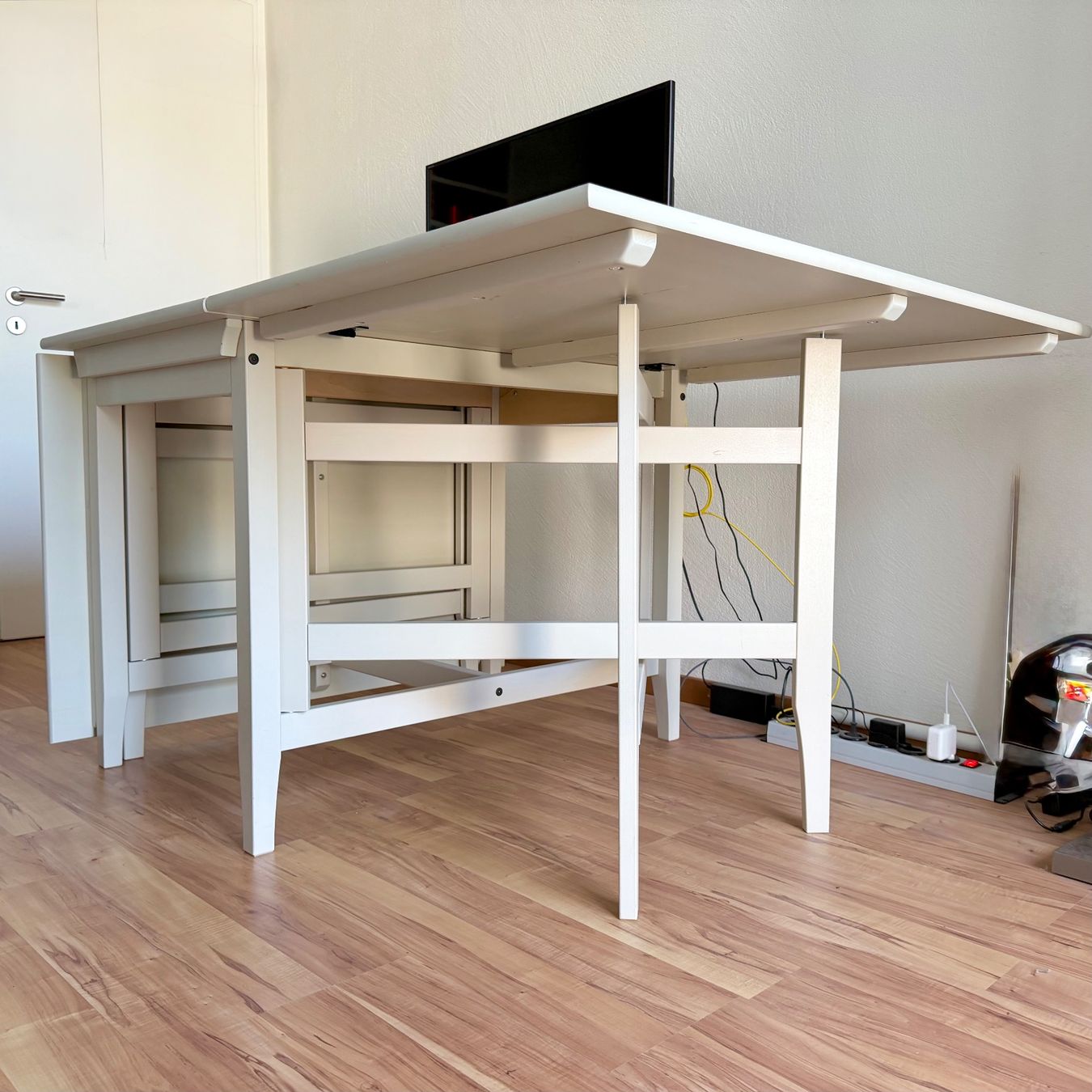 Ikea Tische: Vielseitig wandelbarer Ess-/ Schreib- oder Arbeitstisch – Gebraucht aus Gebertingen von redeal 4