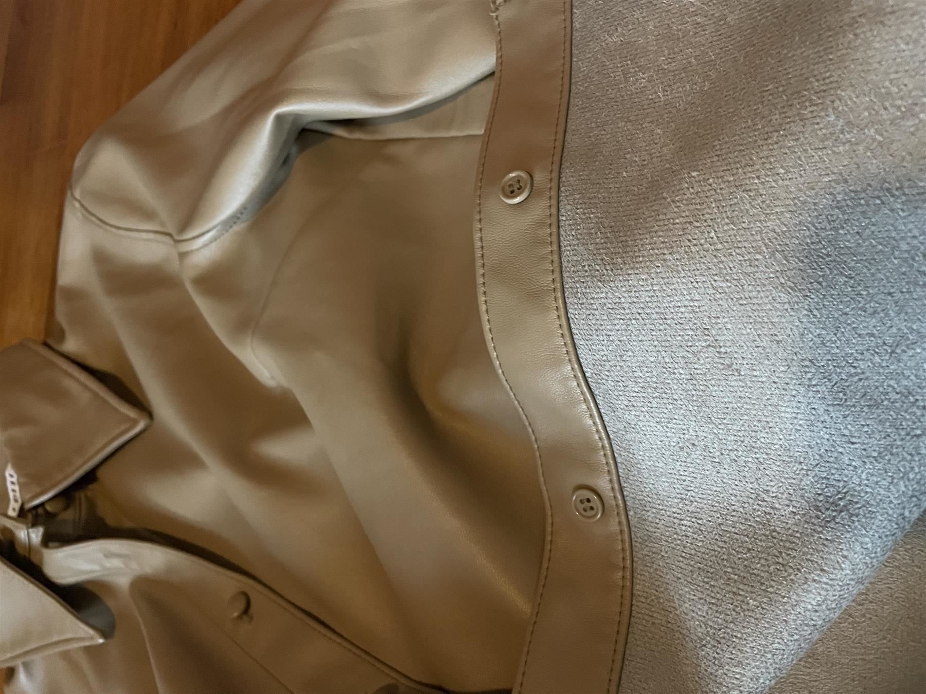 Camicette: Ledereoptik Bluse für jeden Anlass – Nuovo (secondo la descrizione) da Bourguillon venduto da gartenwohnen 6