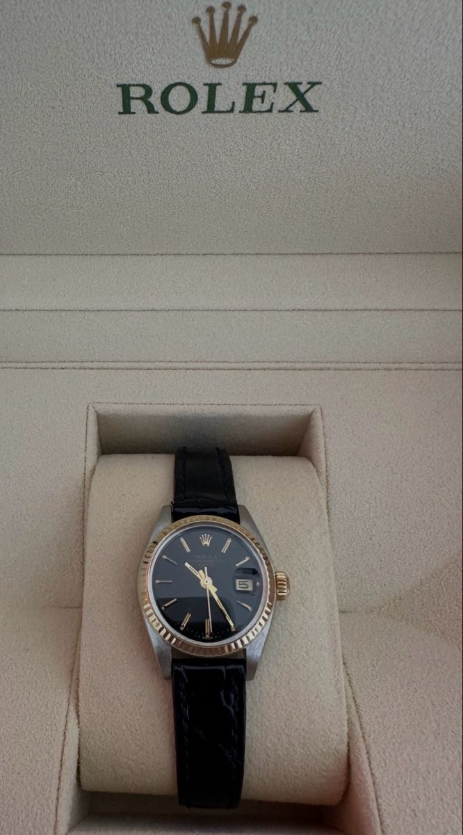 Rolex Uhren: ROLEX Oyster Perpetual Date Automatic – Gebraucht aus Celerina von Alexandro_369 4