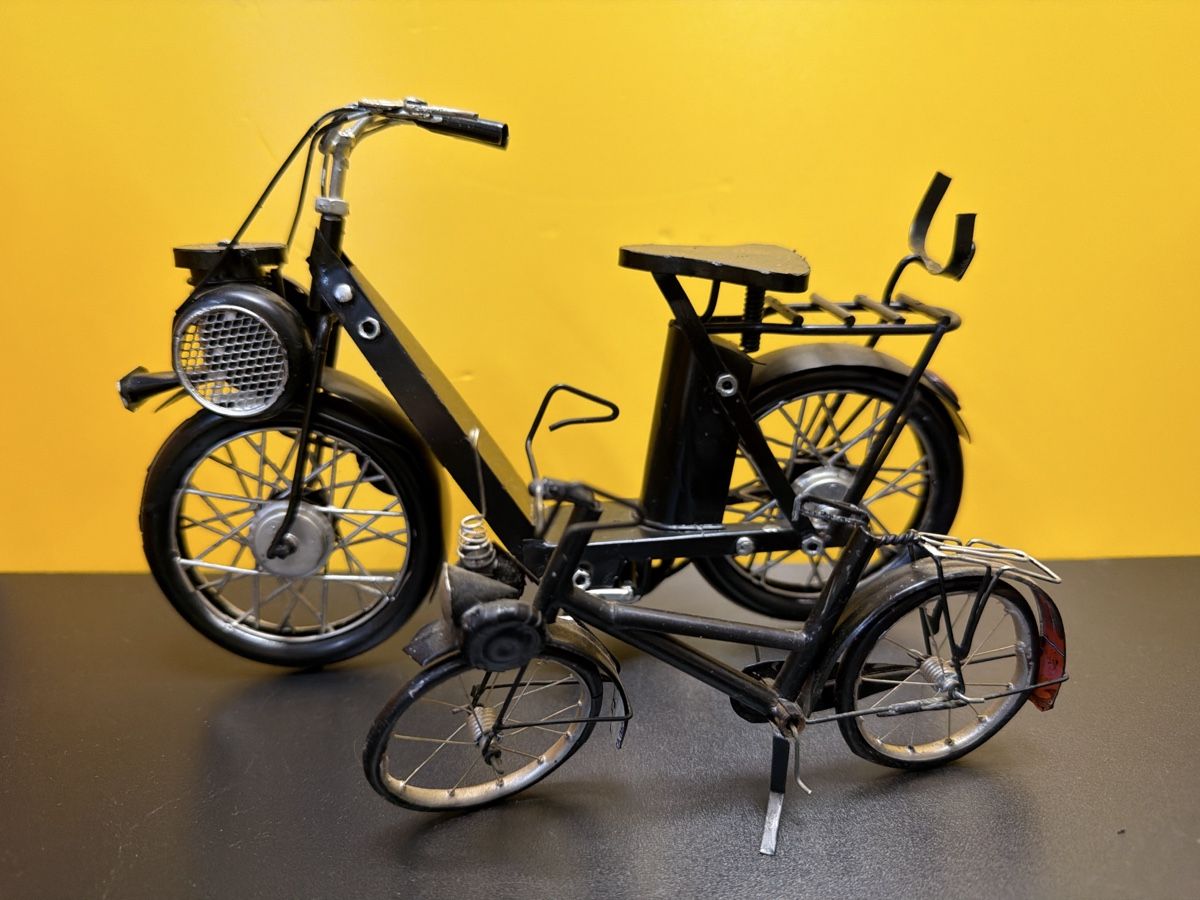 Figuren: 2 MODEL-SOLEX – Gebraucht aus Matzingen von exklusives 1