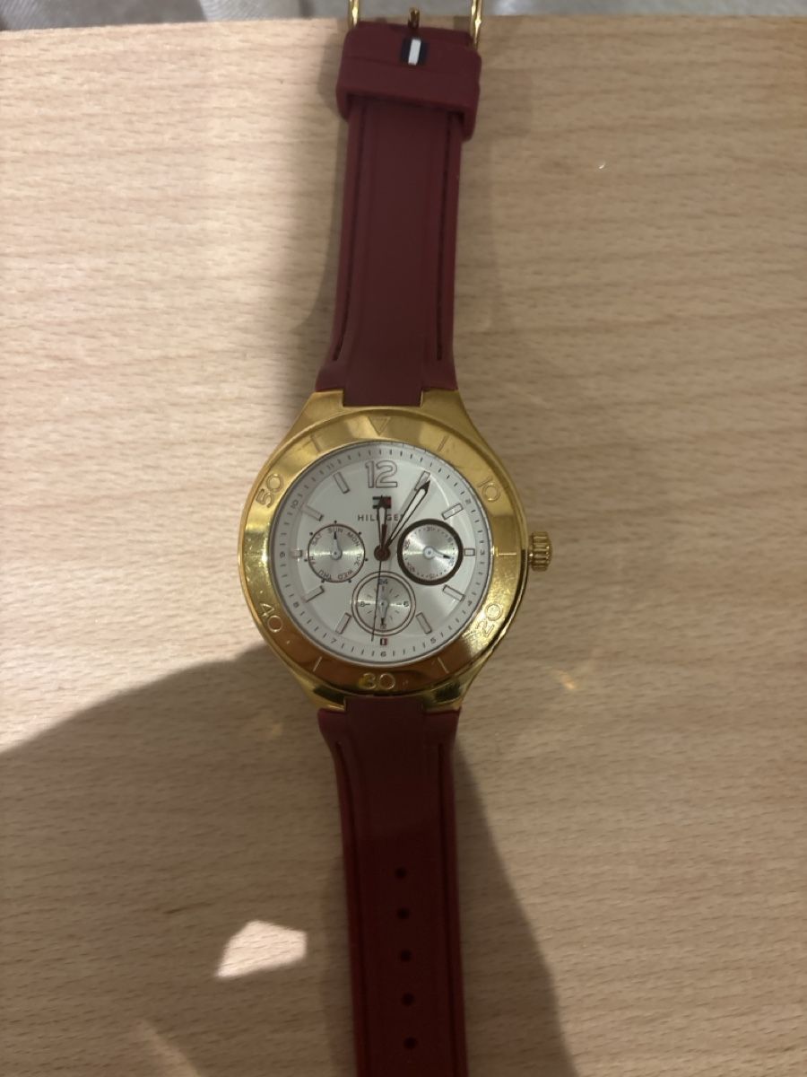 Tommy Hilfiger Orologi: Tommy Hilfiger Damenuhr – Nuovo (secondo la descrizione) da Anglikon venduto da raf_7sml