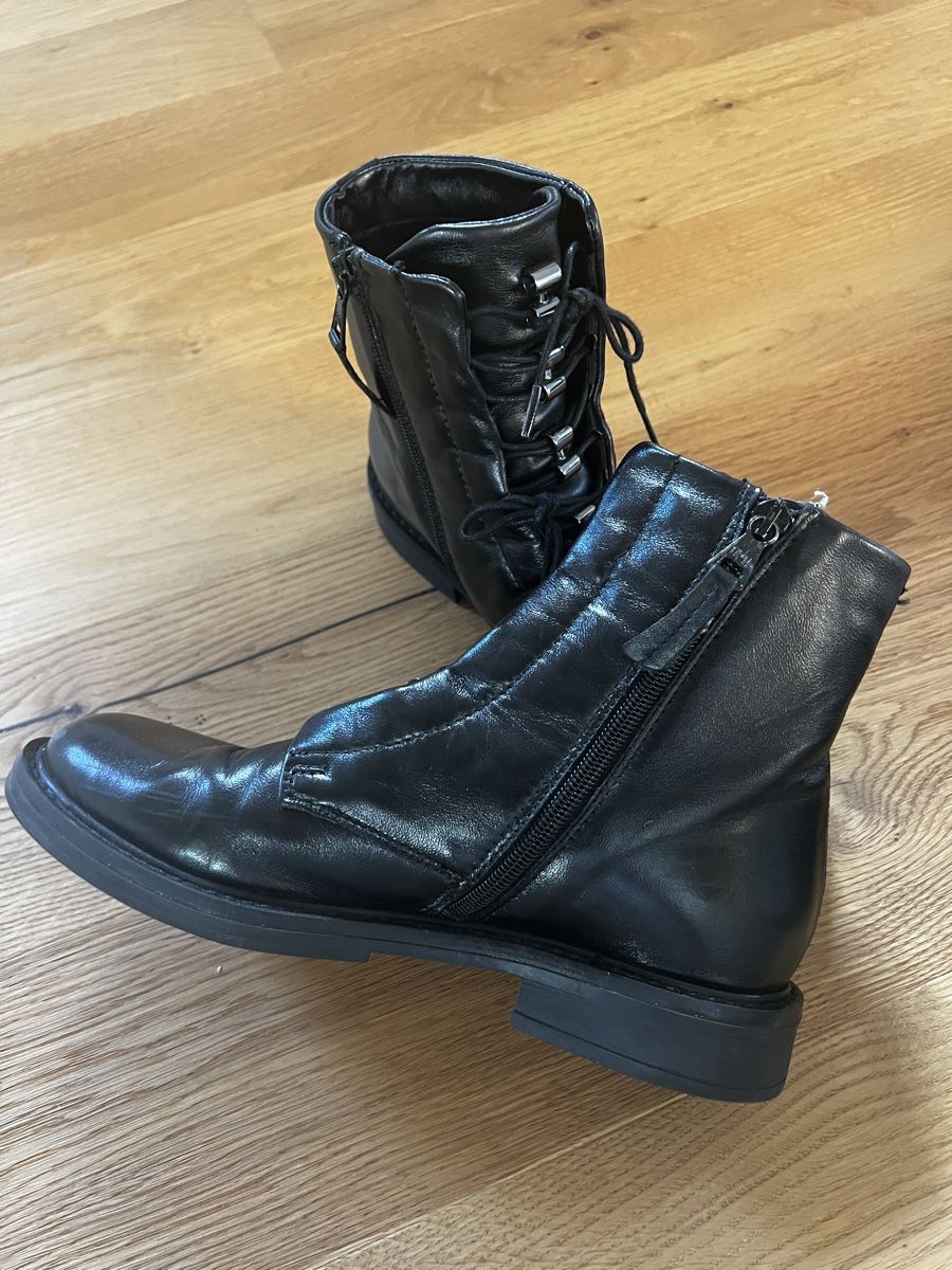 Mjus Damenschuhe: Mjus Stiefeletten schwarz Gr. 38 – Gebraucht aus Fraubrunnen von palimpalam 2