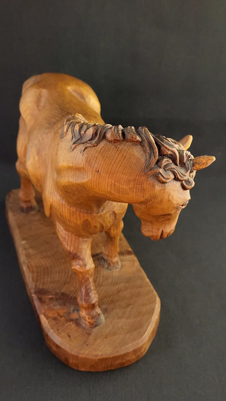 Statuette: Handgeschnitztes Pferd / Gaul – Usato da Basel venduto da spinne02 3