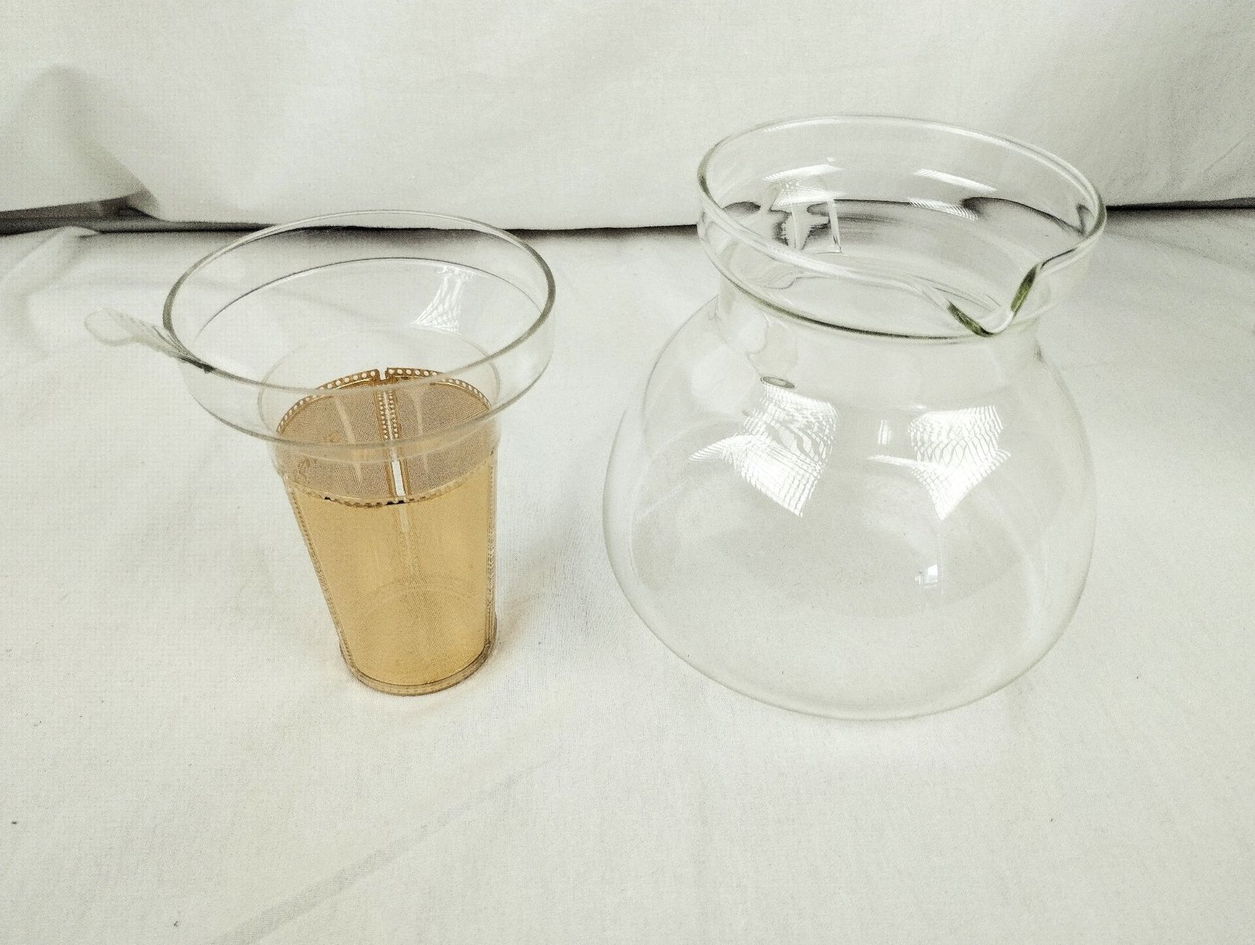 Teekannen: SWISSGOLD Tee-Dauerfilter mit Glaskanne 1.5l – Neu und originalverpackt aus Schübelbach von Restwert_Schubelbach 8