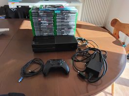 Xbox One mit Controller und 31 neuwertigen Games