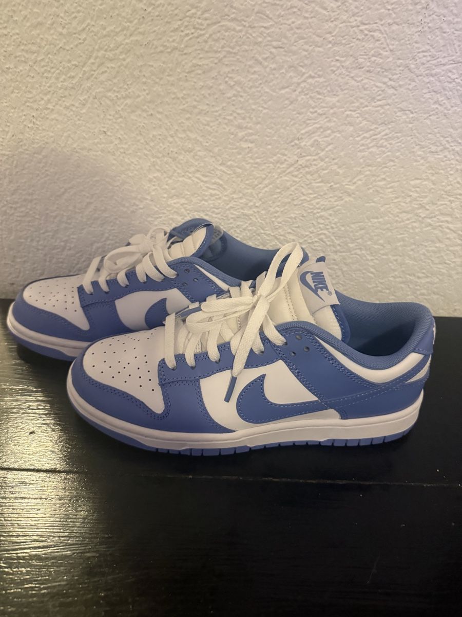 Nike Scarpe da uomo: Nike dunk low bleu taille 40 – Usato da Crans-Montana venduto da Philcaillou