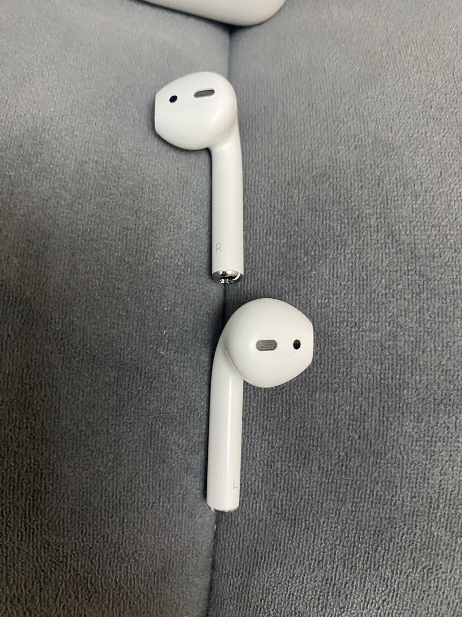 Apple Cuffie: Apple AirPods mit Ladecase und originalbox – Difettoso da Buonas venduto da vonRich 4