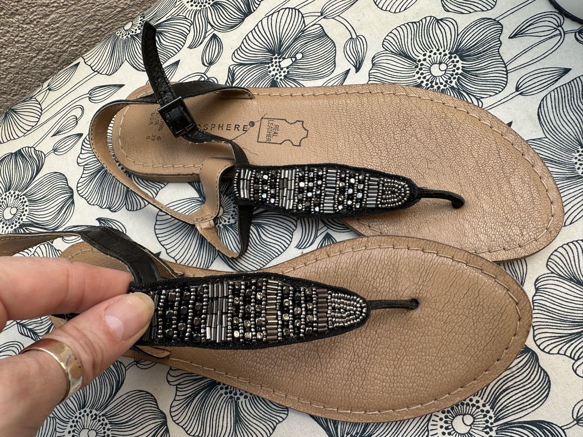 Chaussures femmes: Jolies sandales en cuir véritable  – D'occasion à Savagnier par Pivovar2 1