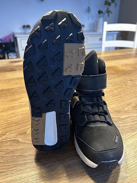 Chaussures garçon: NEU ADIDAS TERREX TRAILMAKER HIGH COLD.RDY WANDERSCHUH Gr 38 – D'occasion à steffisburg par stefanruoff 2