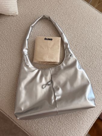 ÖLEND Silver Hobo Bag - Stylish Metallic Shoulder Bag!