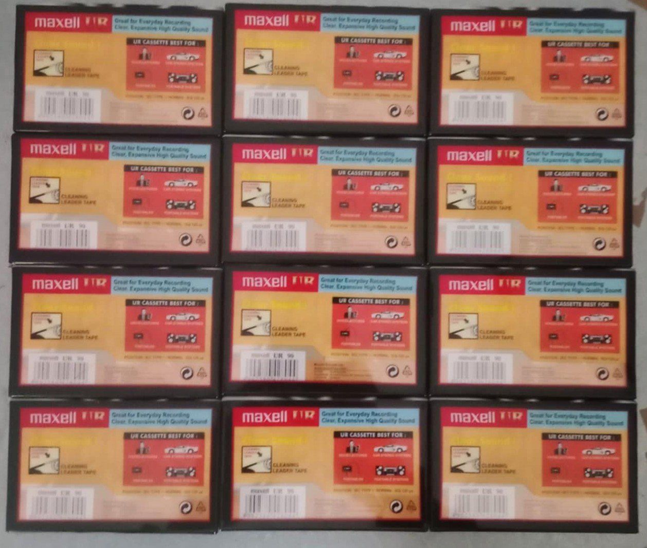Musicassette: MAXELL UR 90 - cassette MC / scellées – Nuovo e nell'imballaggio originale da Le Locle venduto da borgespatricia 1