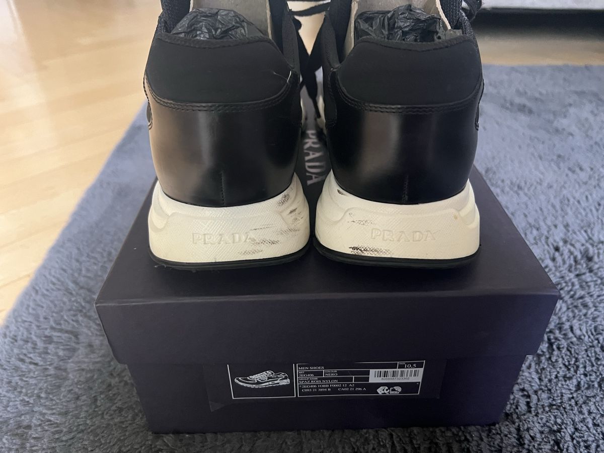 Prada Scarpe da uomo: Prada Cloudburst Shoes Black Size 44,5 – Nuovo (secondo la descrizione) da Zürich venduto da tra_wl8x 8
