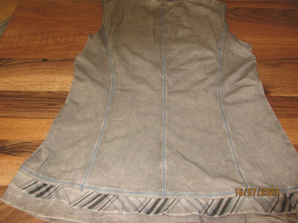 Bottega Veneta Tops: Bottega Top wunderschön L -XL – D'occasion à Ottenbach par Claurin 1