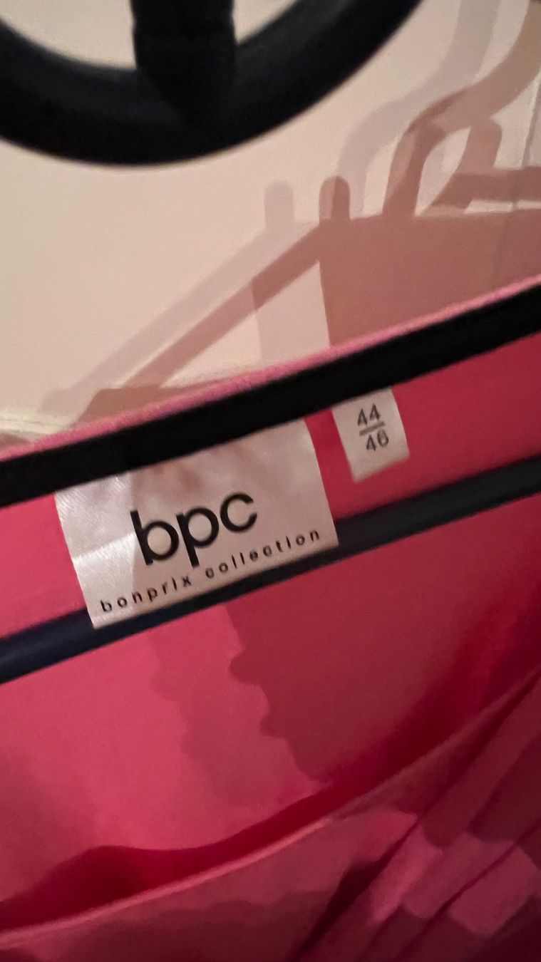 Camicette: • Oberteil / Bluse von Bpc • – Usato da Basel venduto da mendoza13 3