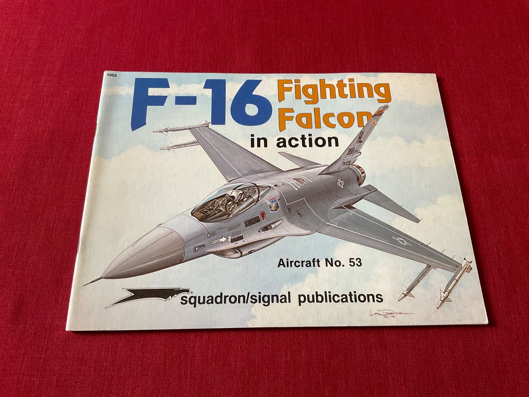 Libri: F-16 FIGHTING FALCON  in Action Aircraft – Usato da Lugano venduto da Persepolis