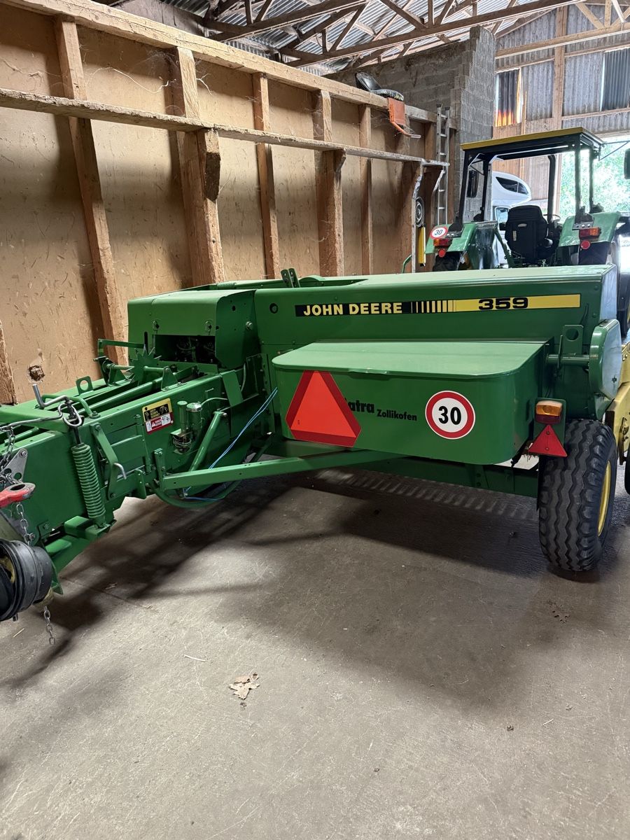 Tutte le macchine: Ballenpresse; botteleuse; John Deere – Usato da Thierrens venduto da trulala 2