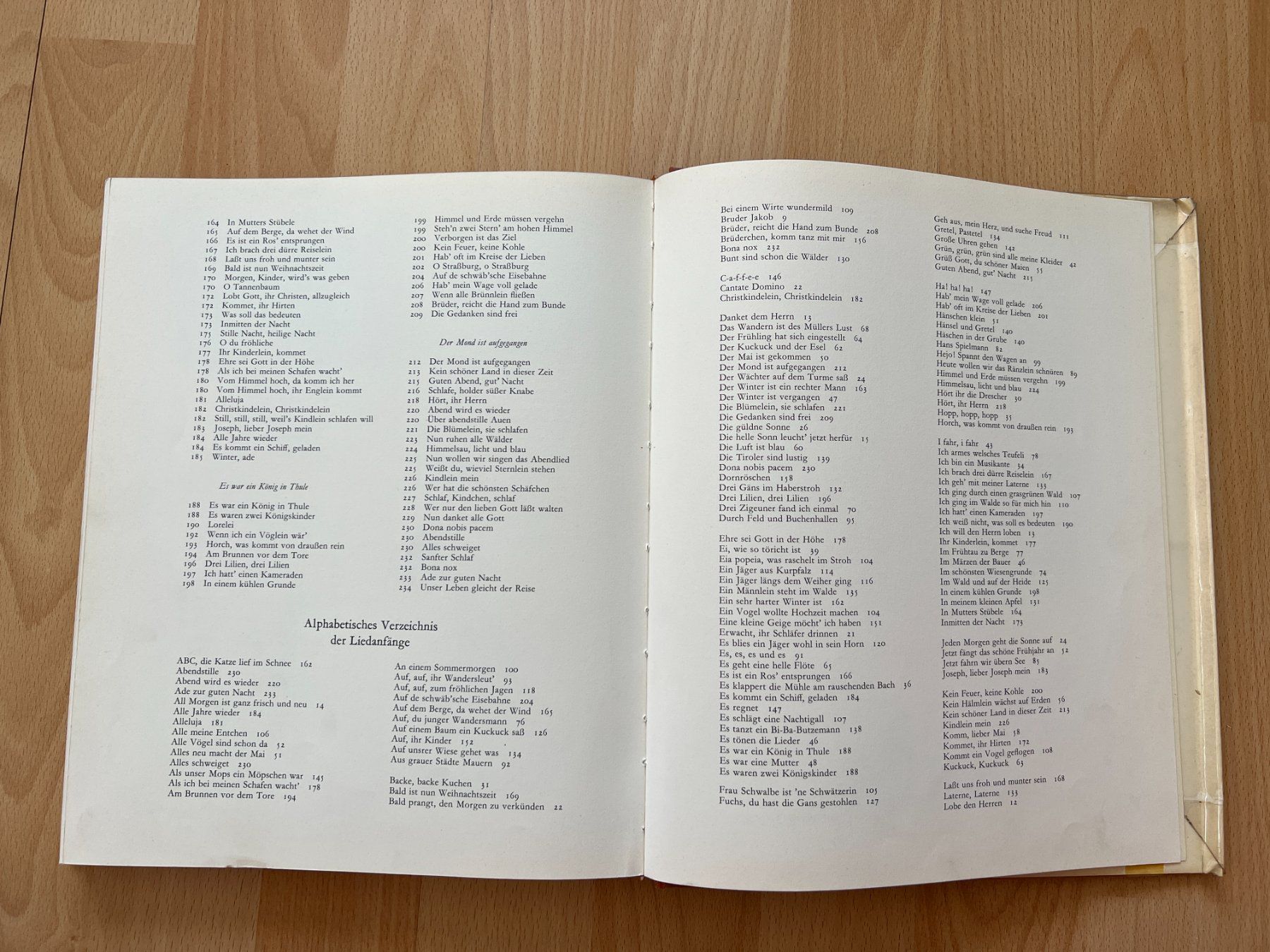 Bücher: das grosse Liederbuch von 1977 – Gebraucht aus Balzers von Alannah 4