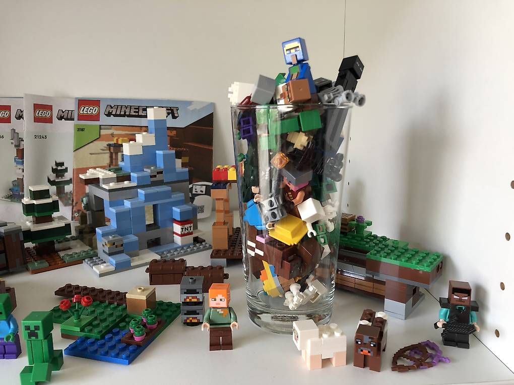 Lego Kit di costruzioni: Minecraft Lego Sammlung – Usato da Küttigen venduto da Solluna 2
