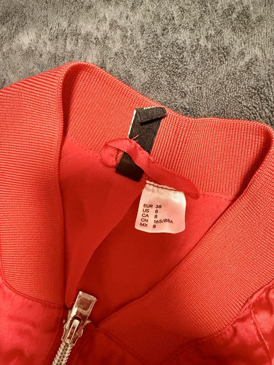 H&M Giacche: H&M Bomberjacke pink  – Usato da Wangs venduto da Yudi_27 2