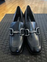schwarz neue Lederschuhe