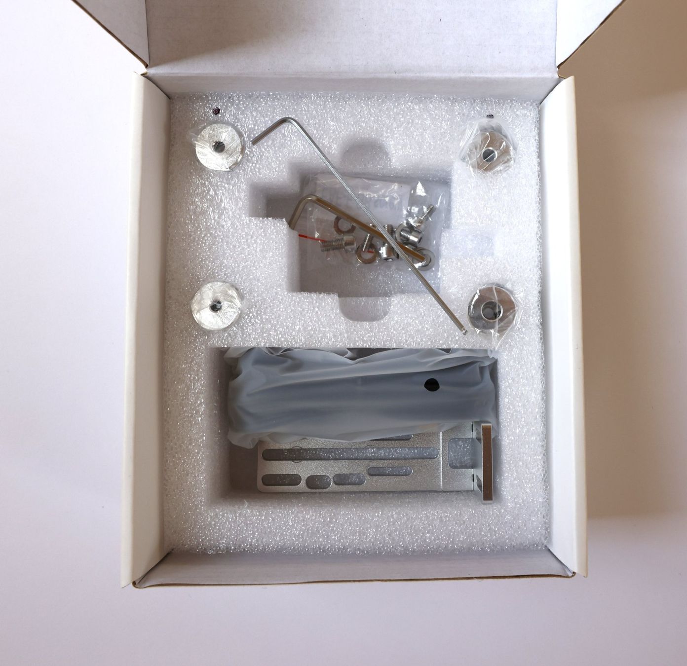 Zwo Telescopi: ZWO EAFN Focuser neu mit OVP – Usato da Bolligen venduto da user100 4