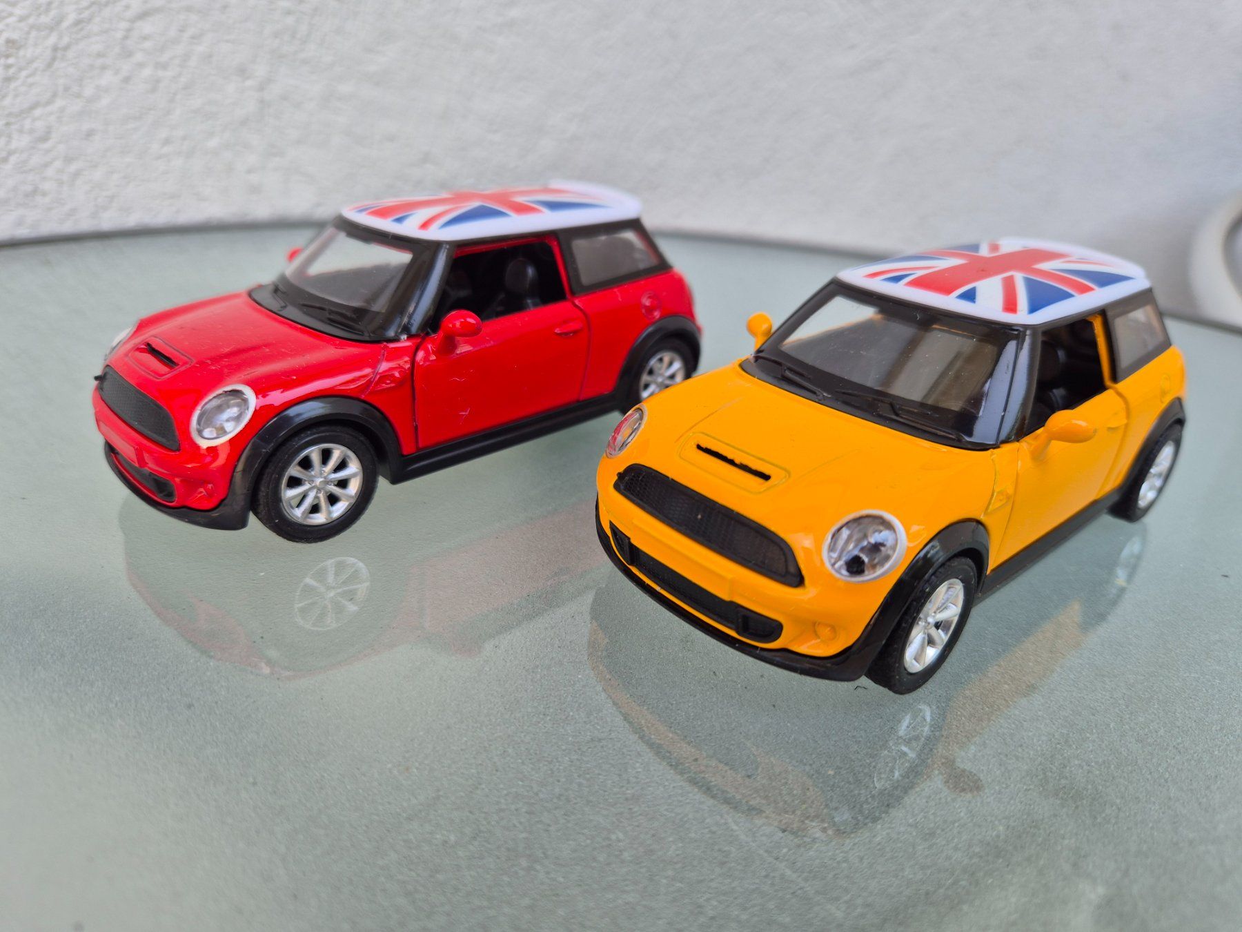 Cooper Voitures modèles: Mini Cooper 1:36; Dicast model – Neuf (Voir description) à Oberbuchsiten par laffite54