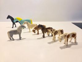 Playmobil Pferdefiguren Spieltiere 8 Stk. gebraucht