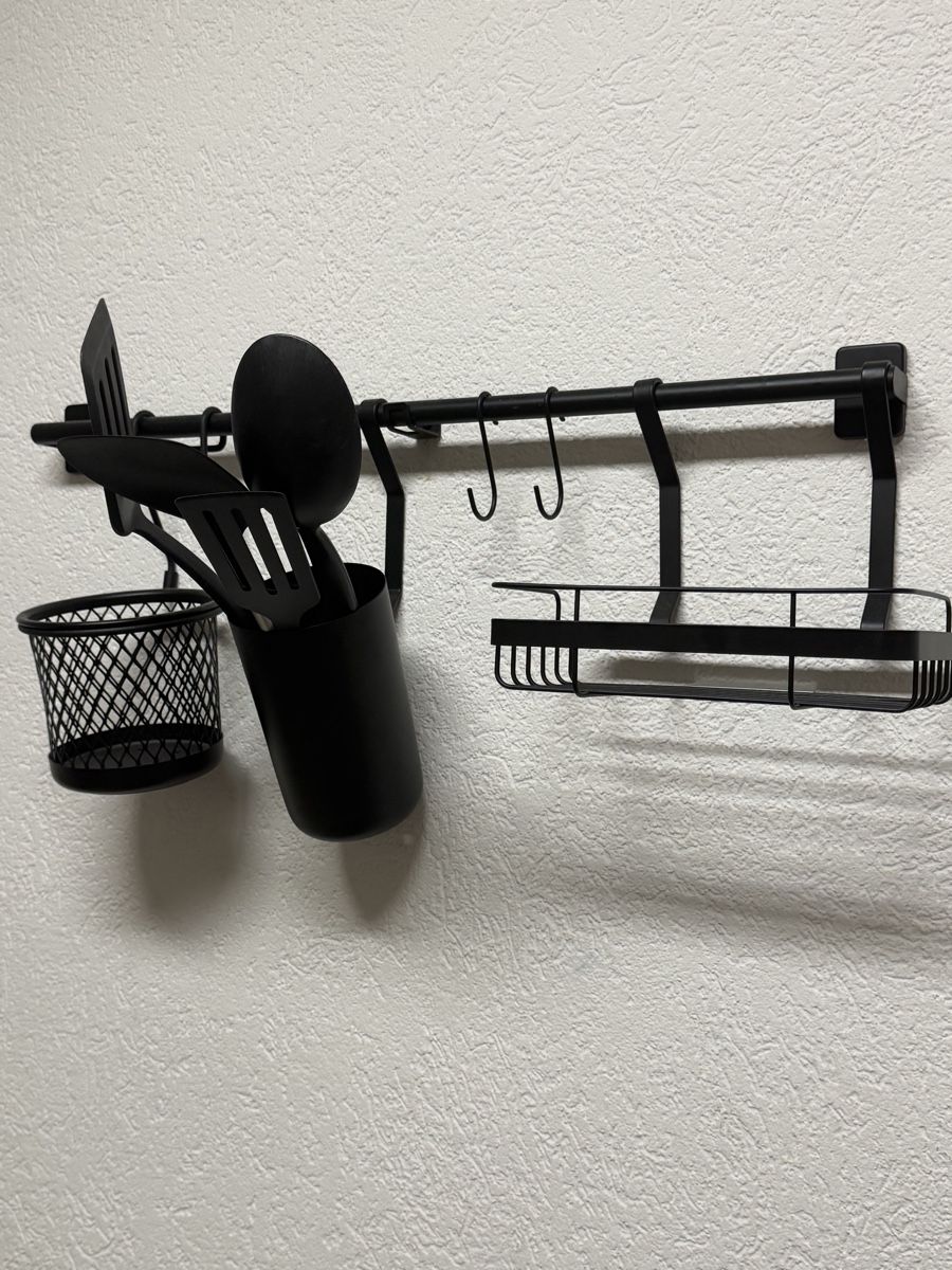 Supporti a parete: Küchen Organizer Set Schwarz – Usato da Zürich venduto da Vorbei123 3