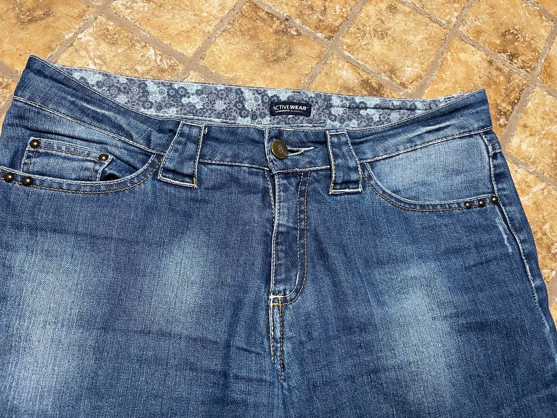 Jeans: Active Wear jeans-M/L-ideale per autunno-chic – Gebraucht aus Gordevio von LanaZimm 6