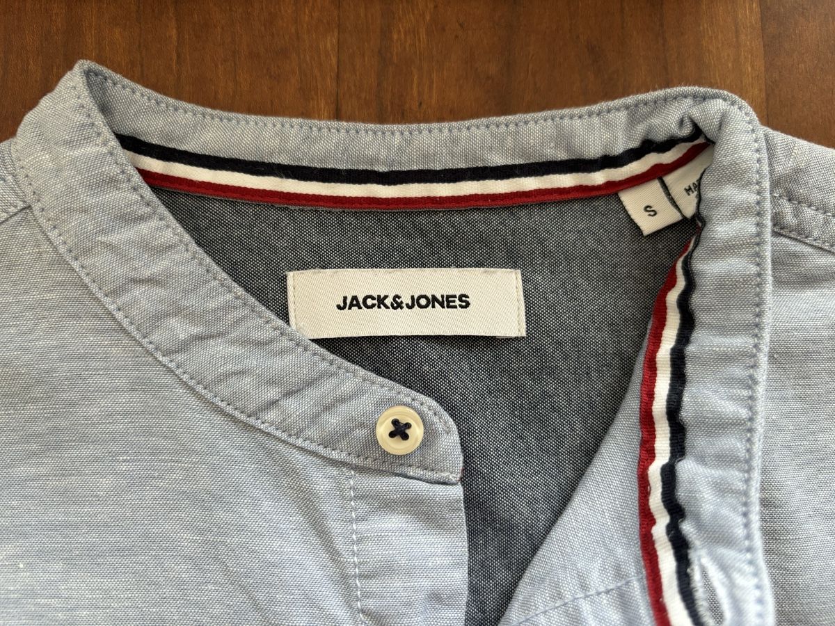 Hemden: Jack & Jones Hemd hellblau Gr. S NEU – Neu und originalverpackt aus Ernetschwil von Csunday 1