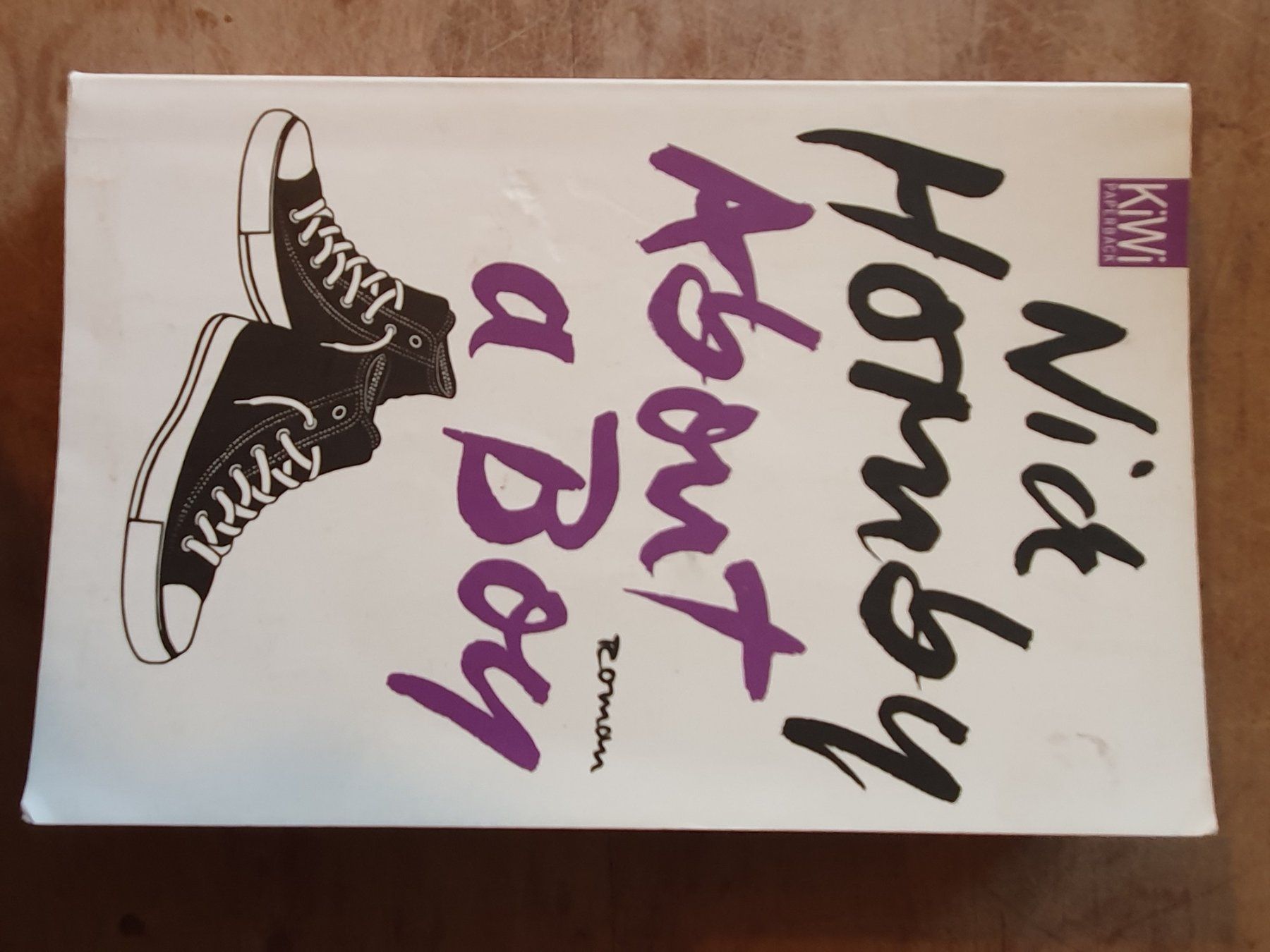 Libri: About A Boy Nick Hornby Kiwi – Usato da Zürich venduto da loosebone