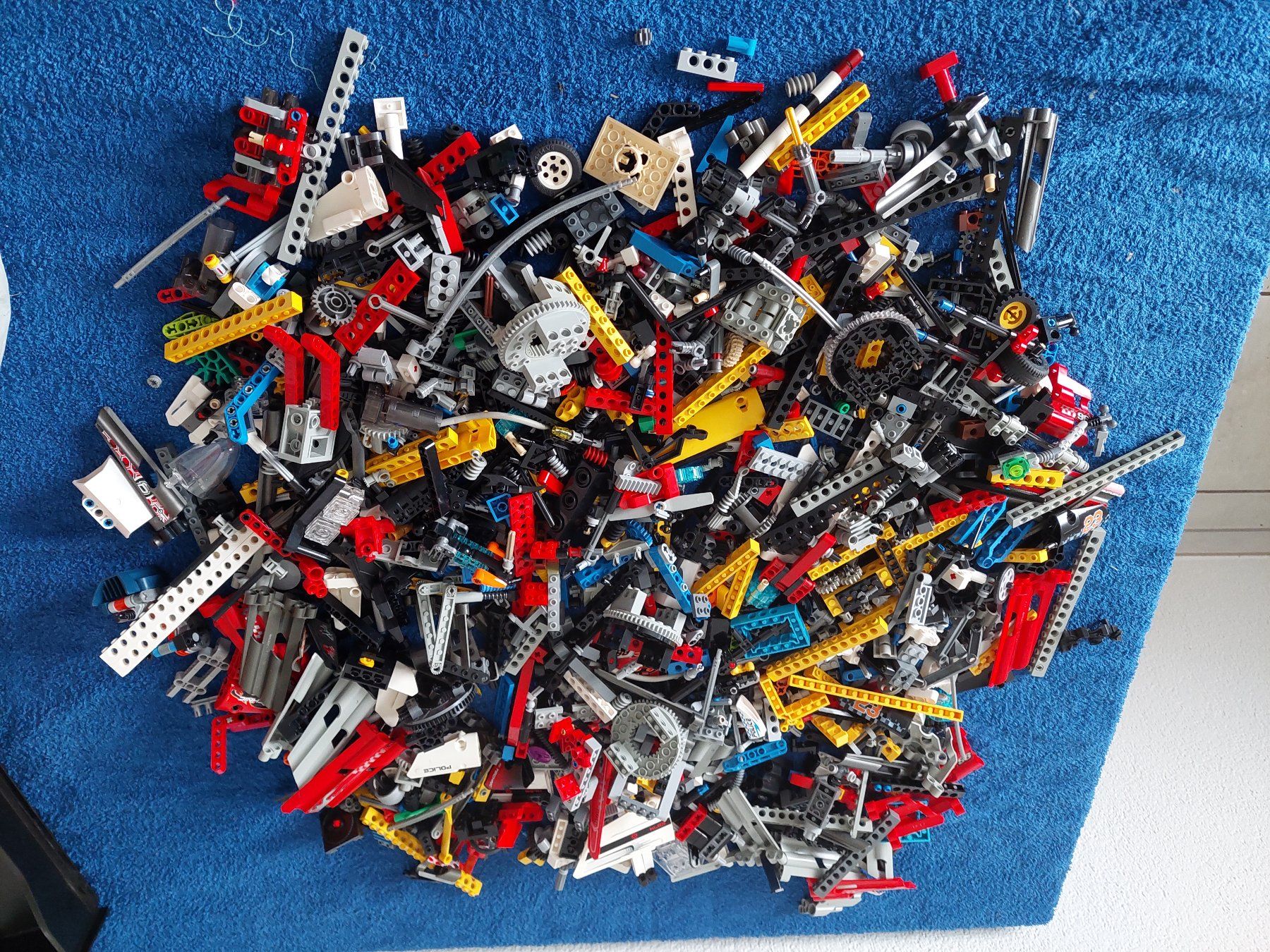 Lego Baukästen: Lego ein Sack voller Technikteile (Bitte Bilder ansehen) – Gebraucht aus Altenrhein von schalumpfi