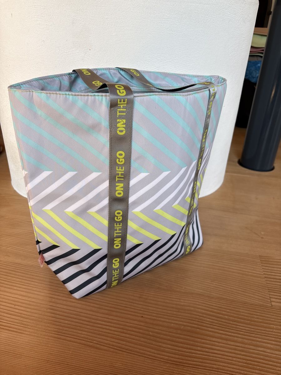 Borse da donna: IRIS Barcelona - Kühltasche Shopper – Nuovo (secondo la descrizione) da Môtier (Vully) venduto da Iljos 3