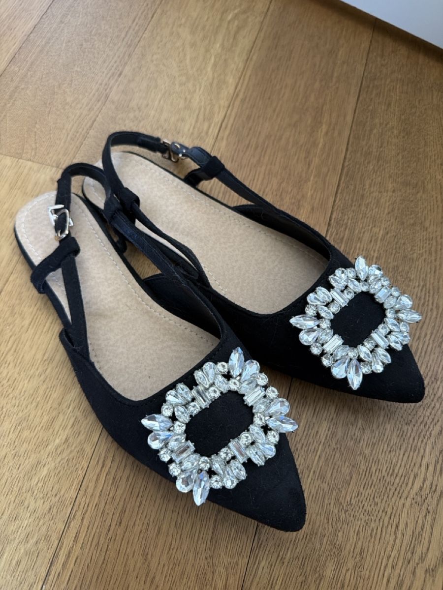 Damenschuhe: Flat design sandals 38 – Neu (gemäss Beschreibung) aus Hausen AG von nik_9sg2 1