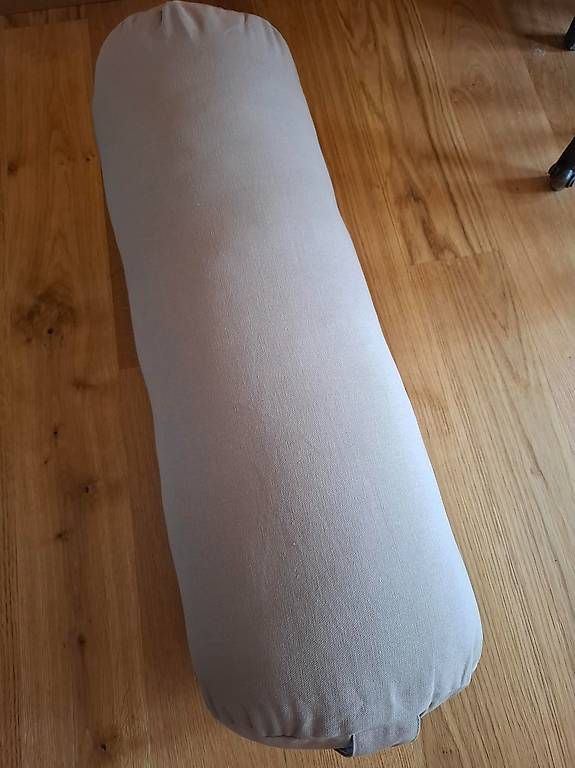 Cuscini: Yoga Bolster – Nuovo (secondo la descrizione) da Luzern venduto da Ostara13 1