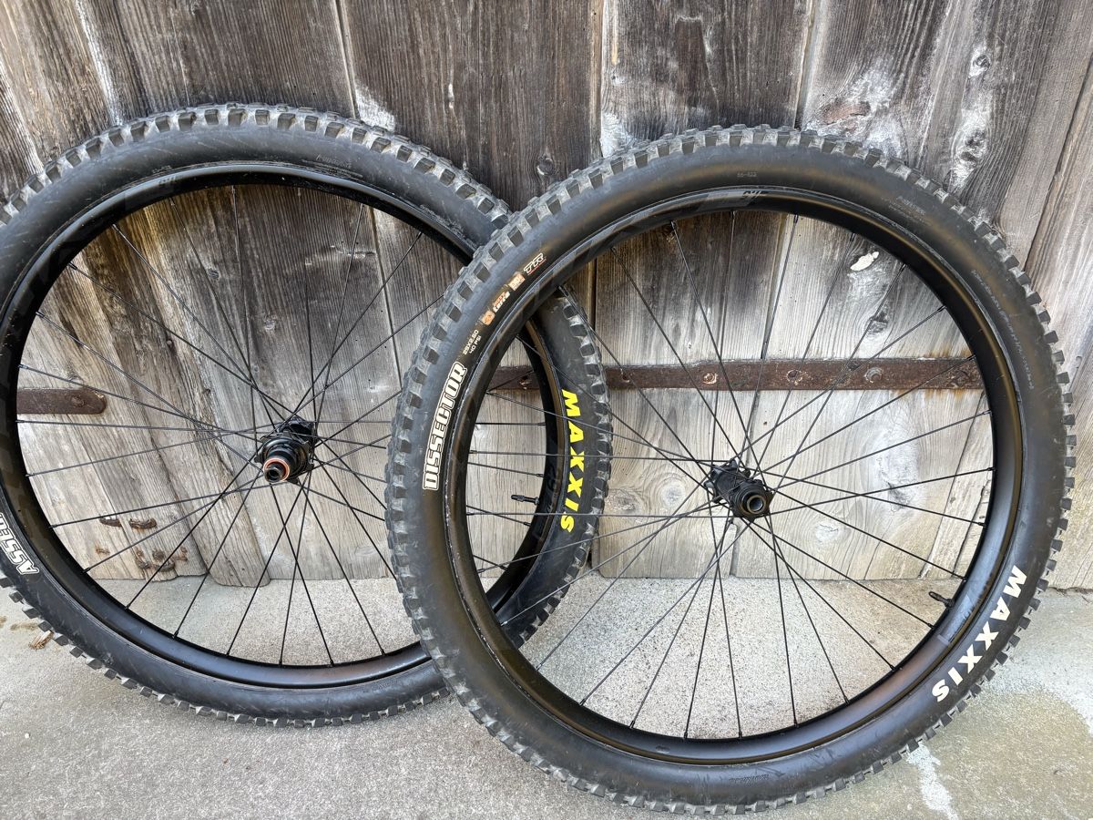 Pezzi di ricambio: MTB Radsatz 29“ – Difettoso da Utzigen venduto da one80dart