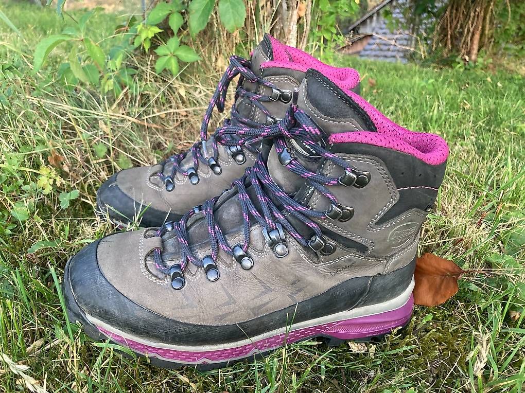 Meindl Damenschuhe: Wanderschuhe Meindl Pelmo MFS W Grösse 38 – Gebraucht aus Wagen von Loppa 1