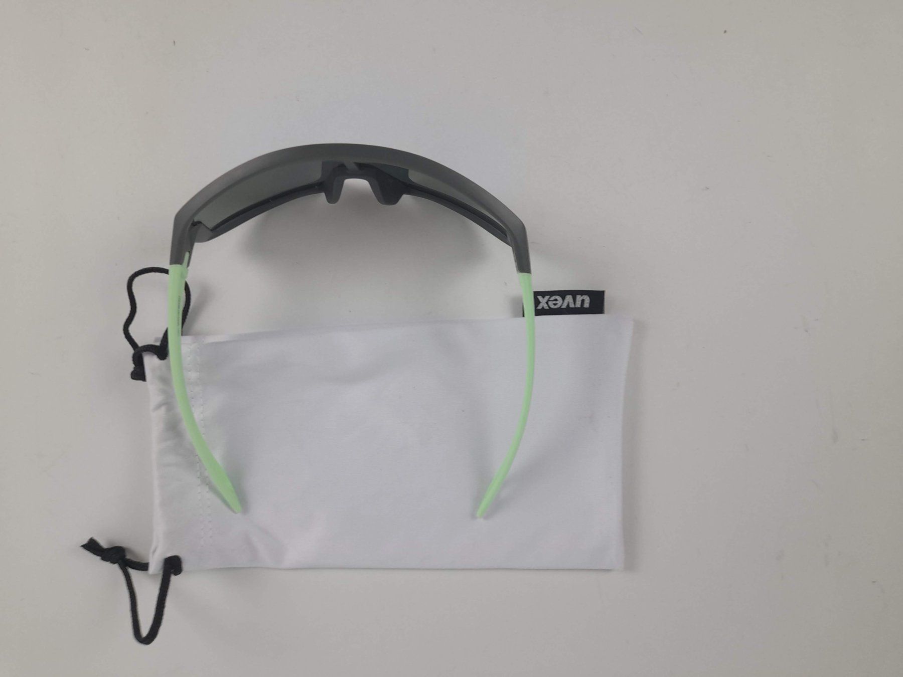 Uvex Brillen & Gläser: UVEX Sonnenbrille Skyryse jr. – Neu (gemäss Beschreibung) aus Liebefeld von Restwert_Liebefeld 2
