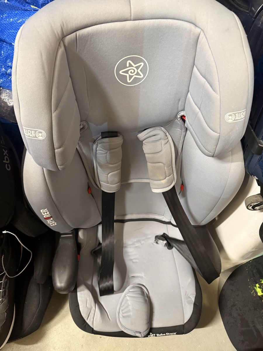 Seggiolini per auto: Auto Kindersitz mit Isofix - 9 - 36 kg – Usato da Zürich venduto da magic.elefant