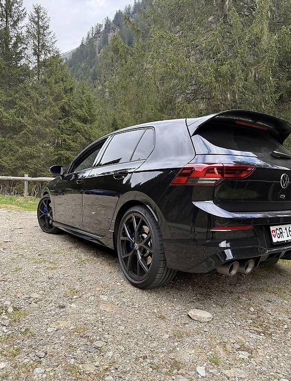 Autos: Vendo Golf R Performance (2024) – D'occasion à Roveredo GR par ser_qvk6 2