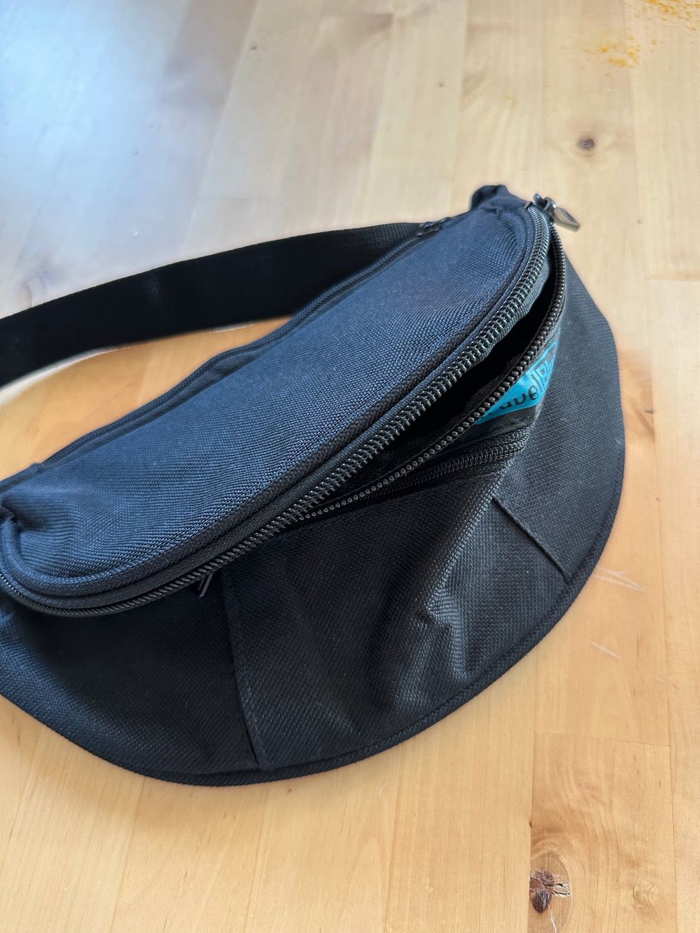 Taschen: Aus Mamas Fundus: Bauchtasche – Gebraucht aus Zürich von Honeyboo 3