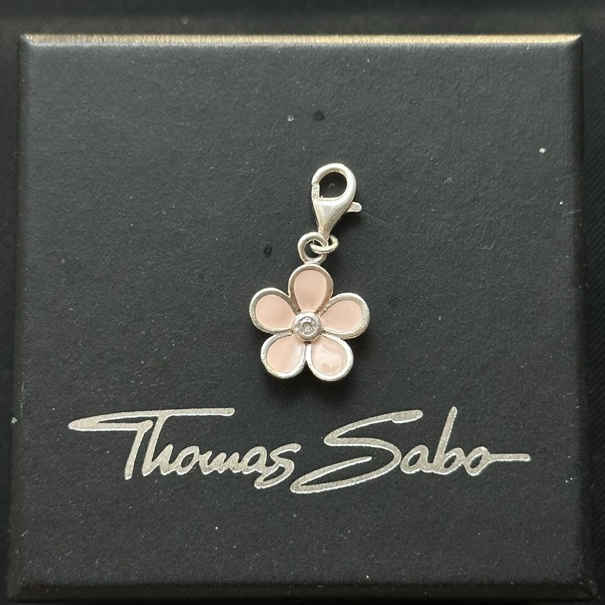 Thomas Sabo Ciondoli: Thomas Sabo Blume Charms  – Usato da Givisiez venduto da dor_xb9k