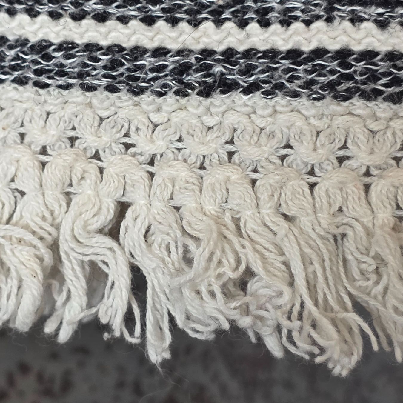 Esprit Maglioni & Felpe: 🐸 ESPRIT PULLOVER GEWEBT GESTREIFT BAUMWOLLE – Usato da Môtier (Vully) venduto da Frogs 4