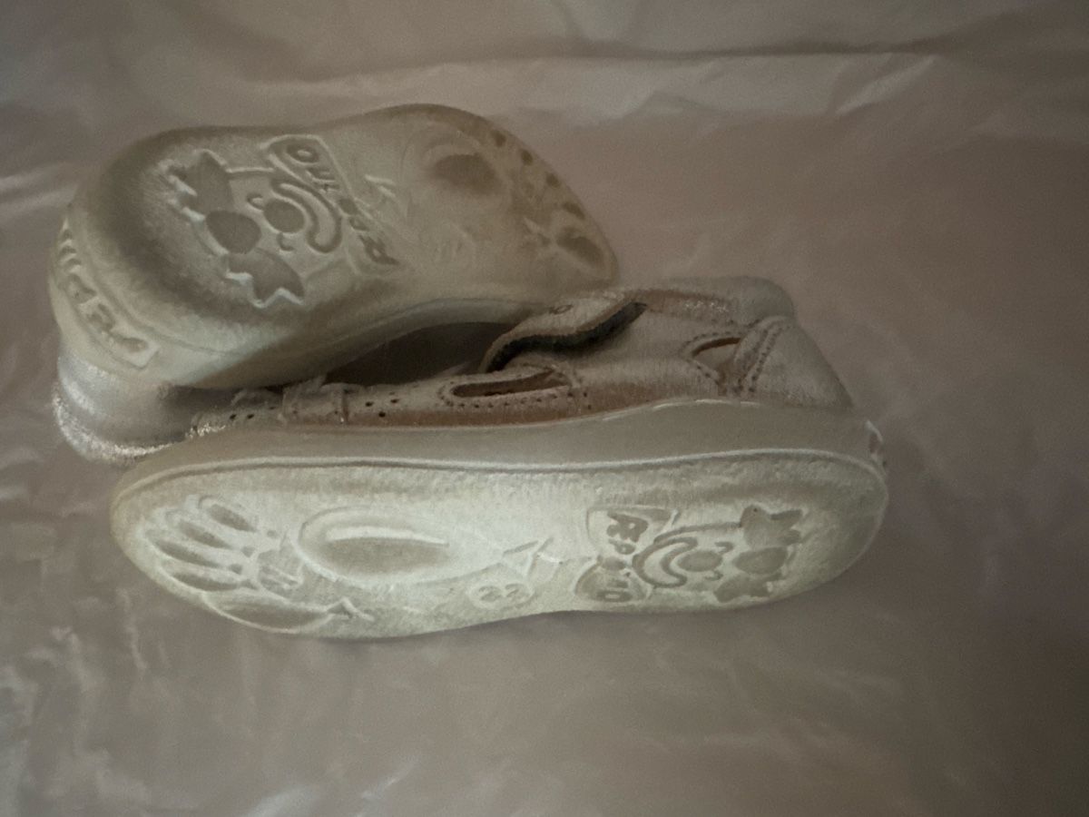 Ricosta Schuhe für Mädchen: Ledersandale Ricosta Grösse 22 – Gebraucht aus Oberglatt ZH von cyringo 2