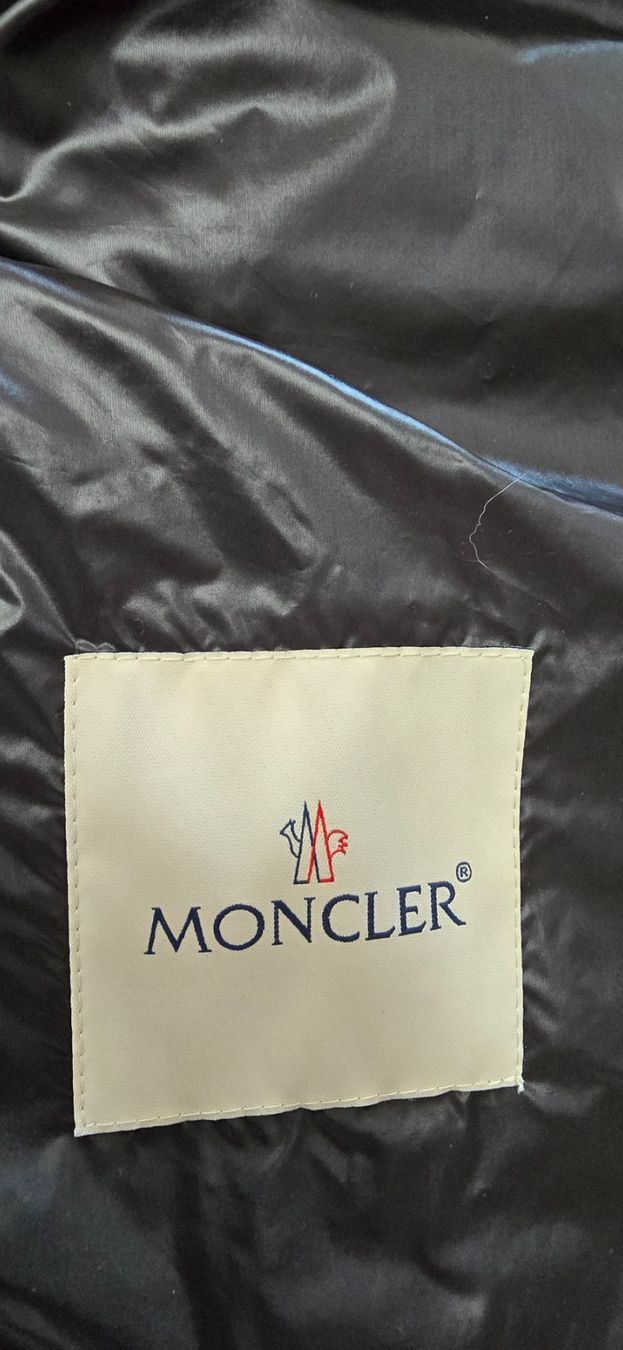 Moncler Gilet & Giacche: Moncler Gilet Gui Original – Usato da Löhningen venduto da Sandys-Store 6